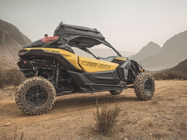 Plastic Doors for Can Am Maverick X3 by Tesseract