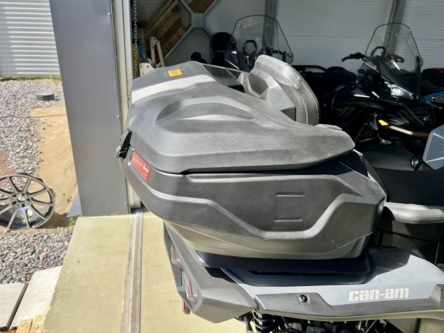 Tesseract Rear Cargo Box for Can-Am Outlander 850–1000 Gen 3 (2025) | Fast USA & Canada Shipping